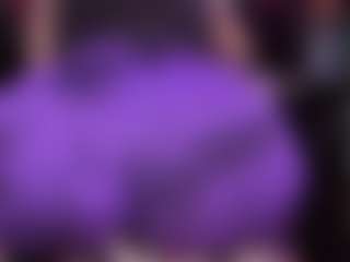 Live cam show with RaissaSky - Fingering on Camsoda