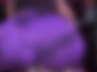 Live cam show with RaissaSky - Twerk on Camsoda