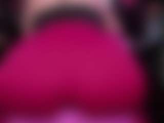 Live cam show with RaissaSky - Spank MILF on xxxlivecams.org