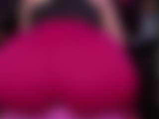 Live cam show with RaissaSky - Brown Eyes Mature on SinfulBabes