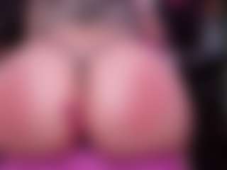 RaissaSky's Live Sex Cam Show