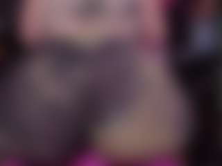 Live cam show with RaissaSky - BBW on Camming Site