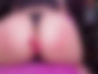 Live cam show with RaissaSky - BBW Shaved Pussy on fapnchat