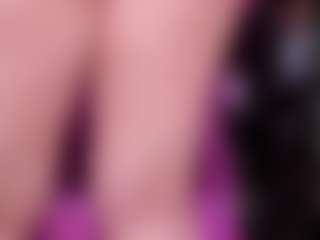 RaissaSky MILF webcam performer live streaming