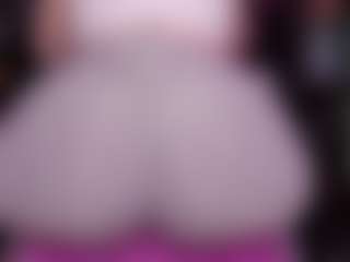 Live cam show with RaissaSky - Thong on Cam Slut