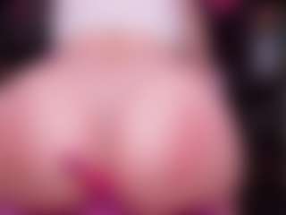 RaissaSky's Live Sex Cam Show