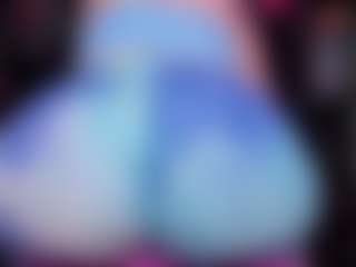 Live cam show with RaissaSky - Mature on Soda Cam