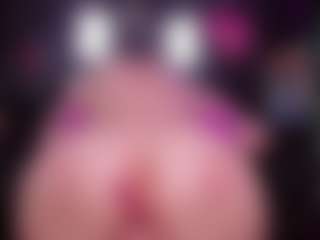 RaissaSky's Live Sex Cam Show