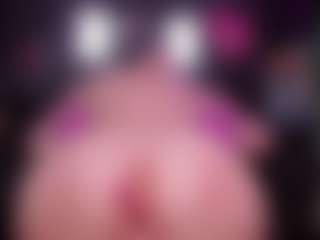 RaissaSky's Live Sex Cam Show