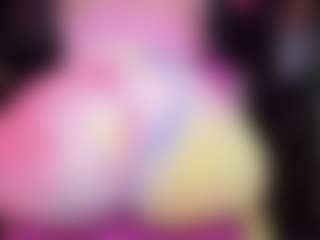 Live cam show with RaissaSky - Lush Mature on Chatstar