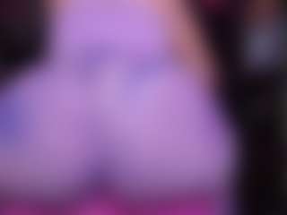 RaissaSky's Live Sex Cam Show