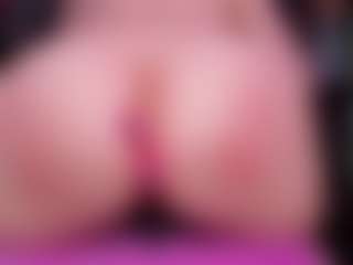 Live cam show with RaissaSky - BBW on Soda Cam
