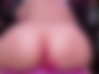 RaissaSky's Live Sex Cam Show