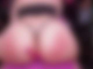 RaissaSky's Live Sex Cam Show