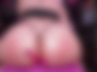 RaissaSky's Live Sex Cam Show