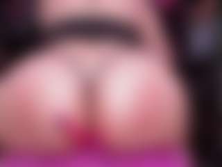 RaissaSky's Live Sex Cam Show