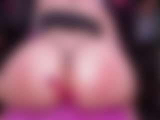 RaissaSky's Live Sex Cam Show