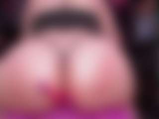 RaissaSky's Live Sex Cam Show
