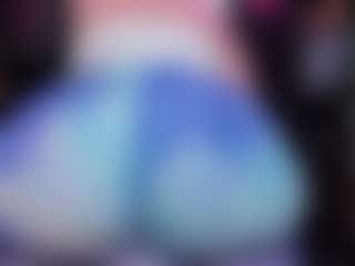 Live cam show with RaissaSky - Twerk on Dare Cams