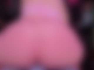 Live cam show with RaissaSky - Asshole on AdultVida.com