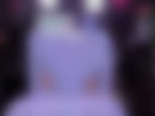 Live cam show with RaissaSky - Full Nudity on StripNow