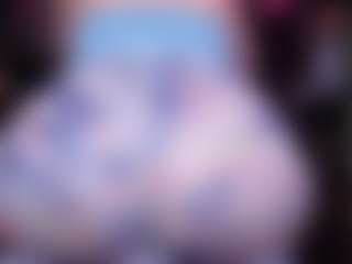 Live cam show with RaissaSky - Butt Plug on Camming Site