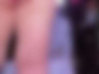RaissaSky's Live Sex Cam Show