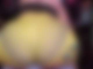 RaissaSky MILF webcam performer live streaming