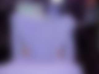 Live cam show with RaissaSky - Small Tits Mature on livesuperchat.net