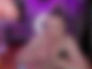 RaissaSky's Live Sex Cam Show