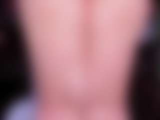 Live cam show with RaissaSky - Spank on Camsoda