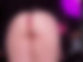 RaissaSky's Live Sex Cam Show