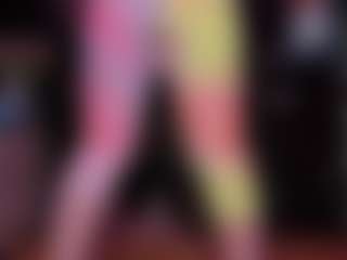 RaissaSky's Live Sex Cam Show