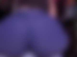 Live cam show with RaissaSky - Spank on Camsoda