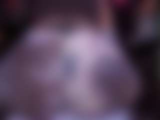 Live cam show with RaissaSky - Mature on madthumbs