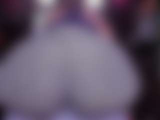 RaissaSky's Live Sex Cam Show