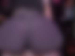 Live cam show with RaissaSky - Brown Hair MILF on SmokeAndPoke
