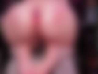 RaissaSky's Live Sex Cam Show