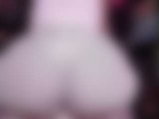 Live cam show with RaissaSky - Asshole Mature on Soda Cam