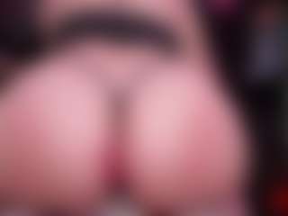 RaissaSky's Live Sex Cam Show