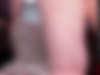 RaissaSky's Live Sex Cam Show