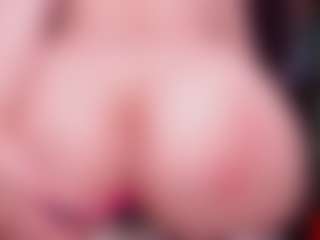 RaissaSky's Live Sex Cam Show