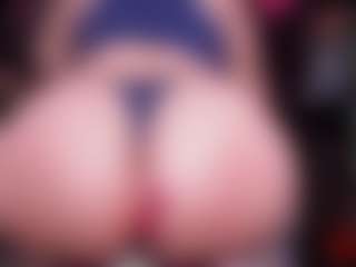 RaissaSky's Live Sex Cam Show