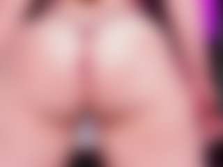 RaissaSky's Live Sex Cam Show
