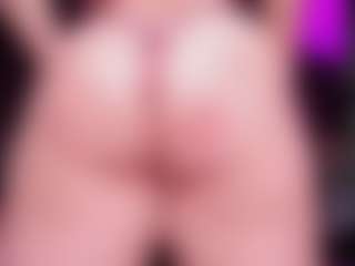 RaissaSky's Live Sex Cam Show