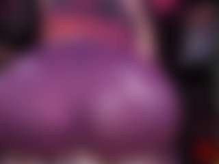 RaissaSky's Live Sex Cam Show