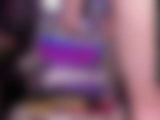 RaissaSky's Live Sex Cam Show