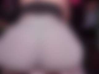 RaissaSky's Live Sex Cam Show