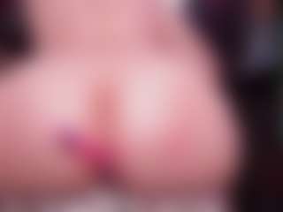 RaissaSky's Live Sex Cam Show