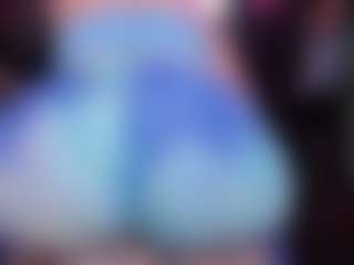 Live cam show with RaissaSky - Small Tits Mature on TeamSkeetLive